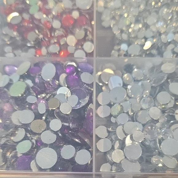 (J61) Multi-Color Rhinestone Set - Picture 6 of 6